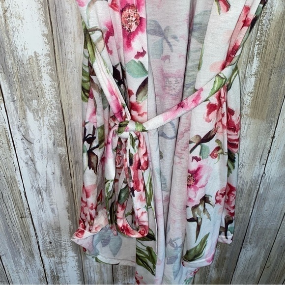 Show Me Your Mumu Brie Floral Garden of Blooms Robe Bridal - Picture 4 of 6